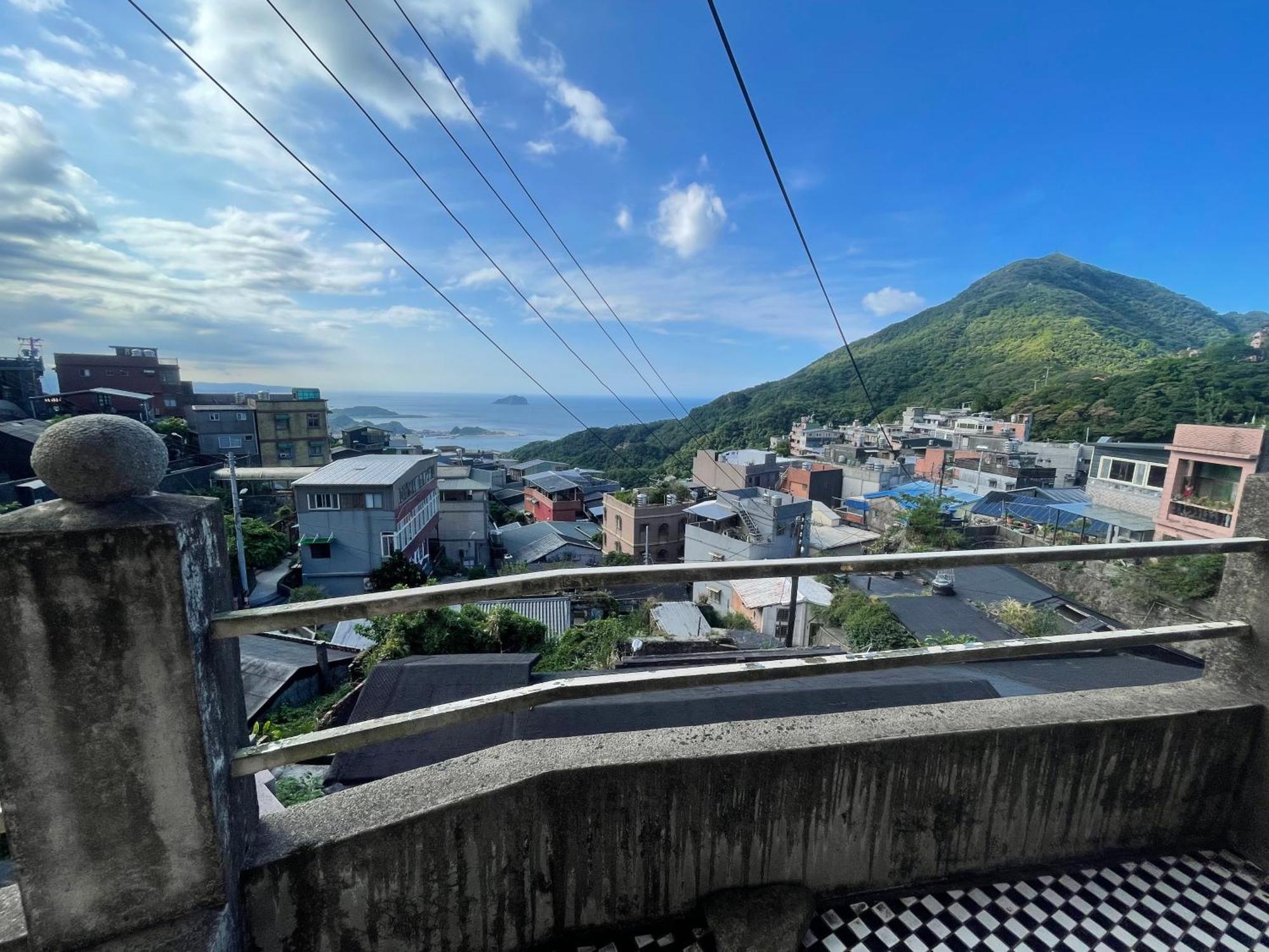 九份山海灣民宿 I 近老街 L 海景檜木房 Exterior foto